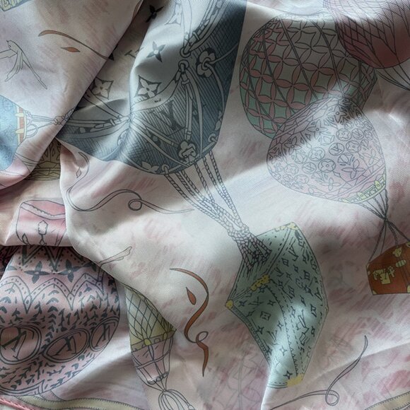 Louis Vuitton Hot Air Balloon Square Scarf - Picture 4 of 5